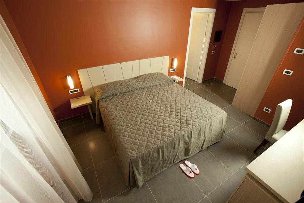 Rolling Hotel Casoria Exterior foto